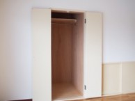 光が入りにくいリビングを明るくイメージチェンジ